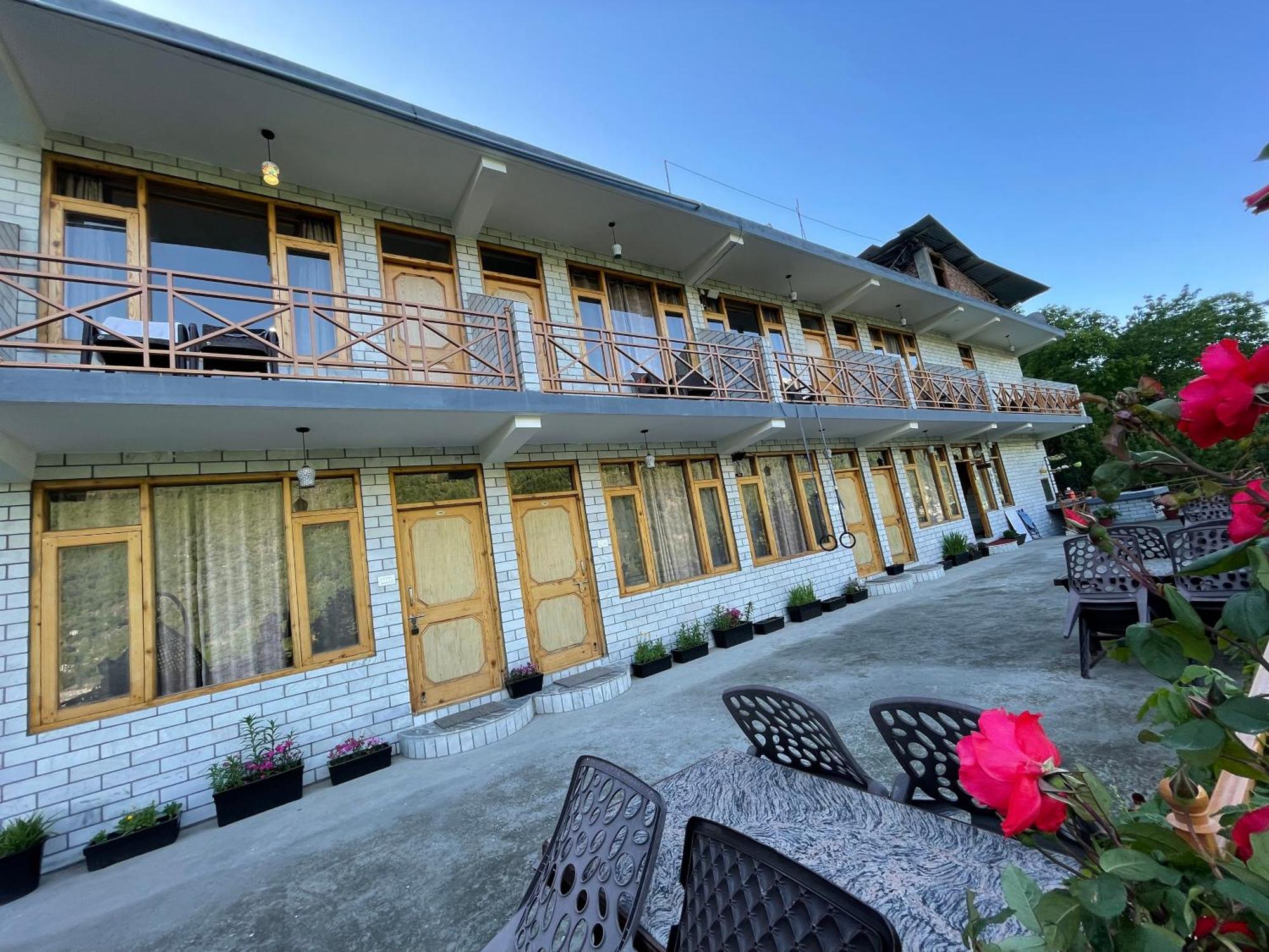 God'S Land Bed & Breakfast Manāli Dış mekan fotoğraf